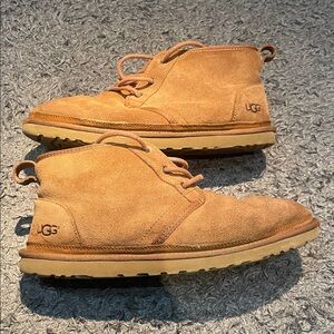Ugg nuemel boots